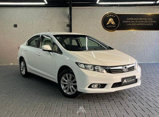 HONDA CIVIC 2.0 LXR 16V FLEX 4P AUTOMÁTICO HONDA CIVIC 2.0 LXR 16V FLEX 4P AUTOMÁTICO